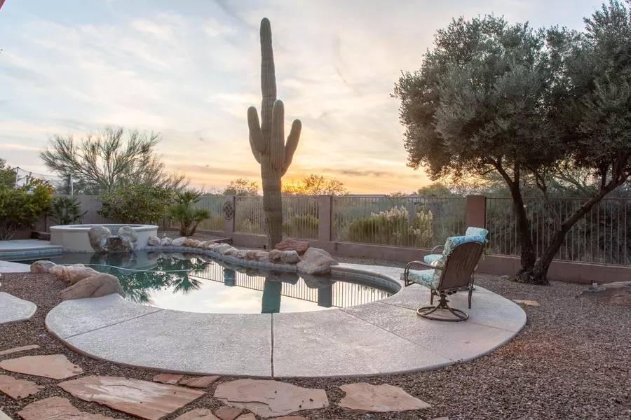 11381 N Twin Spur Court, Oro Valley, AZ 85737