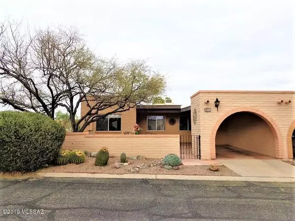 1408 W Aztec Court, Green Valley, AZ 85622