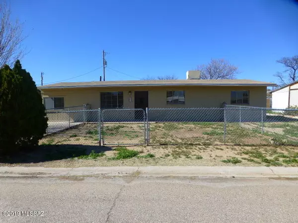 Benson, AZ 85602,217 N Scott Avenue