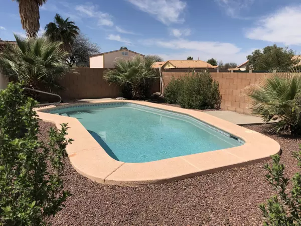 9513 E Lochnay Lane, Tucson, AZ 85747