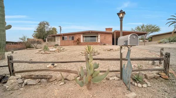 411 N Camino Santiago, Tucson, AZ 85745