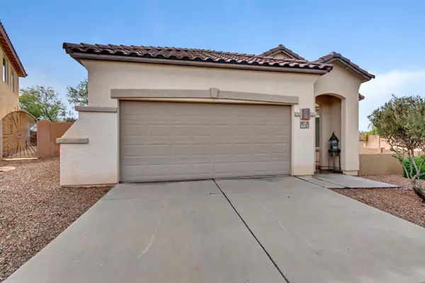 1013 W Leatherleaf Drive, Oro Valley, AZ 85755