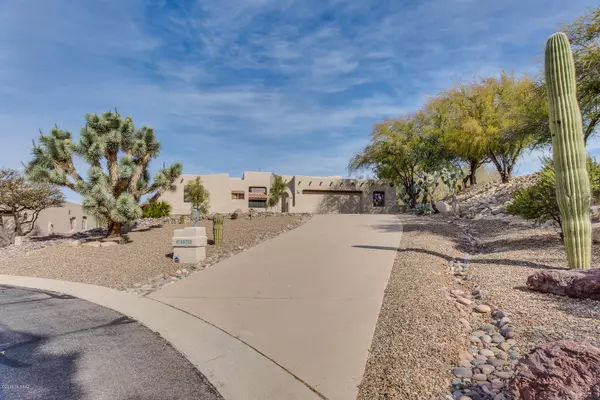 10750 N Sundust Court, Oro Valley, AZ 85737