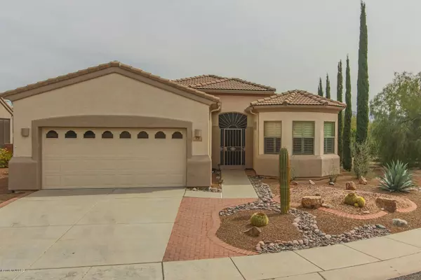 22 N Via Del Clavelito, Green Valley, AZ 85614