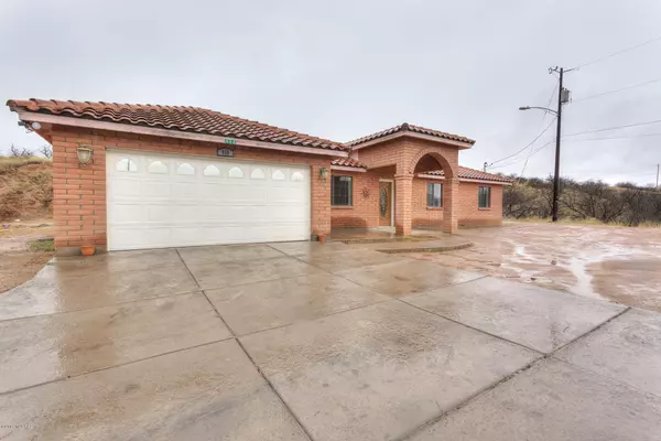 958 Paseo Queretaro, Rio Rico, AZ 85648