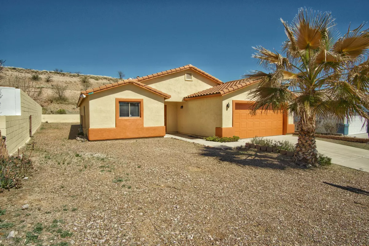 Nogales, AZ 85648,434 Camino Dona Cydney