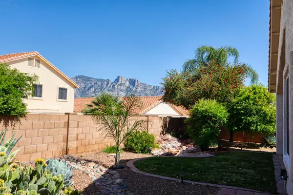 Oro Valley, AZ 85755,12246 N Sterling Avenue