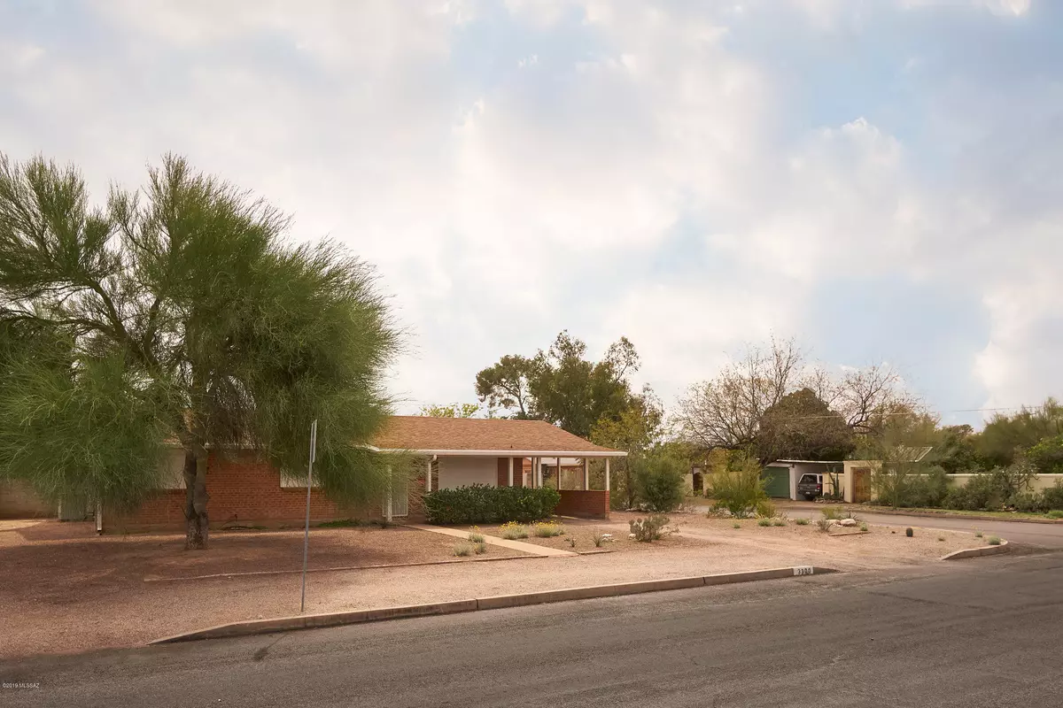 Tucson, AZ 85716,3300 E Lester Street