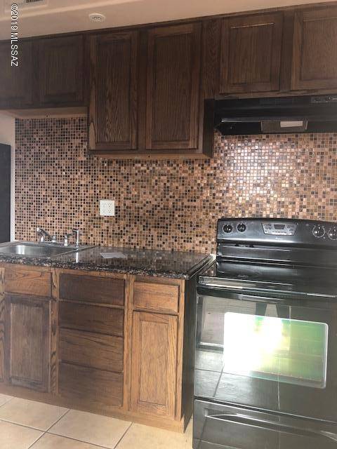 Tucson, AZ 85711,4092 E 17th Street