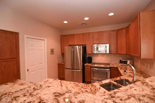 Oro Valley, AZ 85755,13401 N Rancho Vistoso Boulevard #183