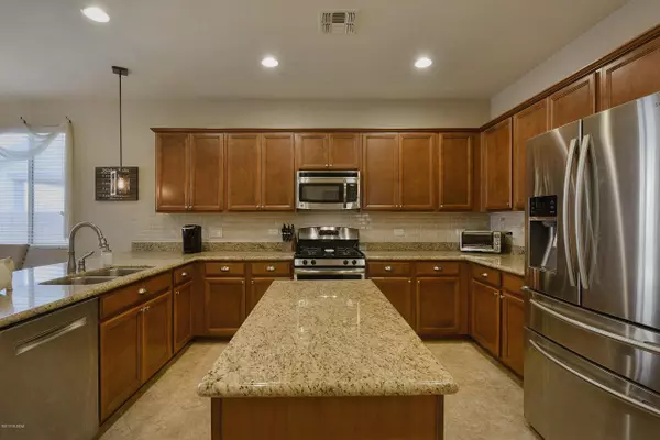 Oro Valley, AZ 85755,1094 W Garden Grove Drive