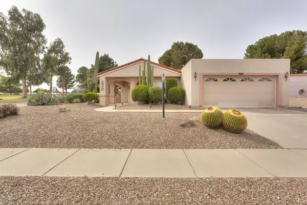 1401 N Abrego Drive, Green Valley, AZ 85614