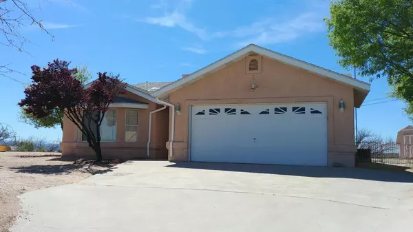 Benson, AZ 85602,390 E Silverwood Lane