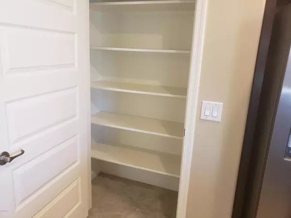 Vail, AZ 85641,291 W Charles L Mckay Street