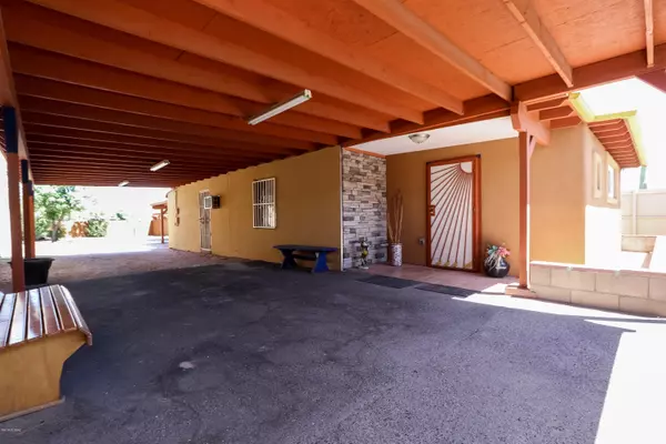 1019 E 28Th Street, Tucson, AZ 85713