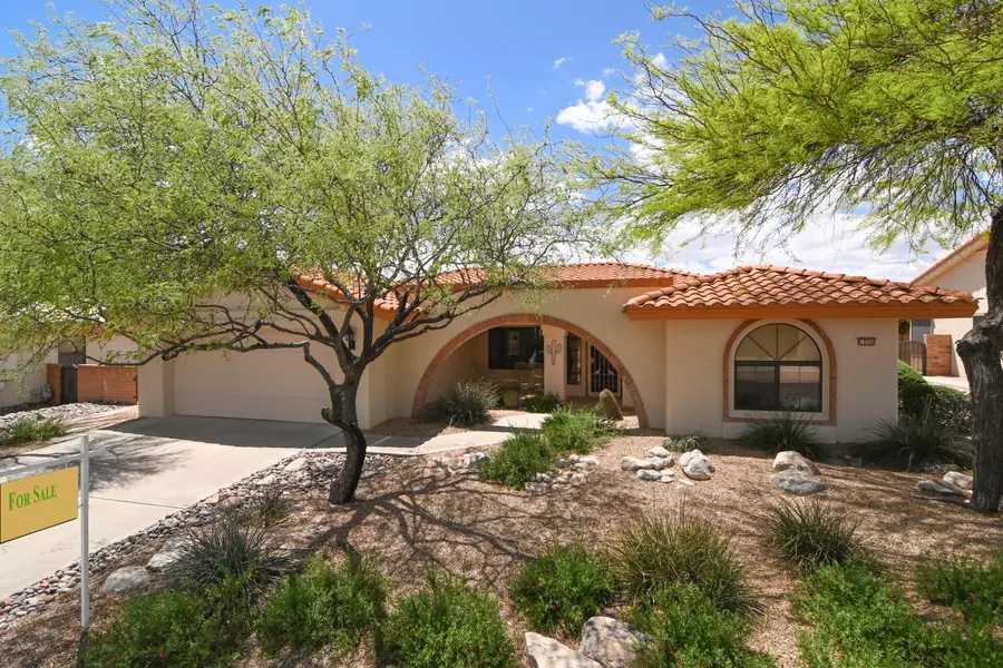 1056 E Desert Glen Drive, Oro Valley, AZ 85737