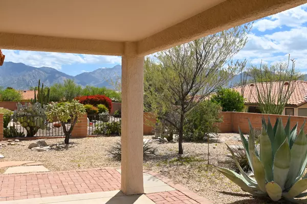 Oro Valley, AZ 85737,1056 E Desert Glen Drive