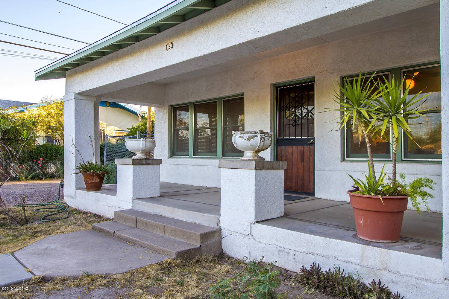 Tucson, AZ 85745,123 N Melwood Avenue