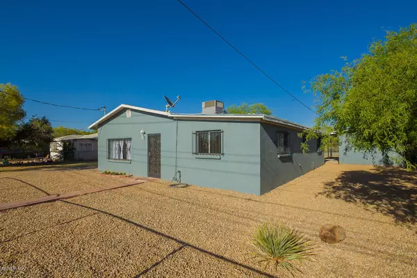 2301 S 2nd Avenue, Tucson, AZ 85713