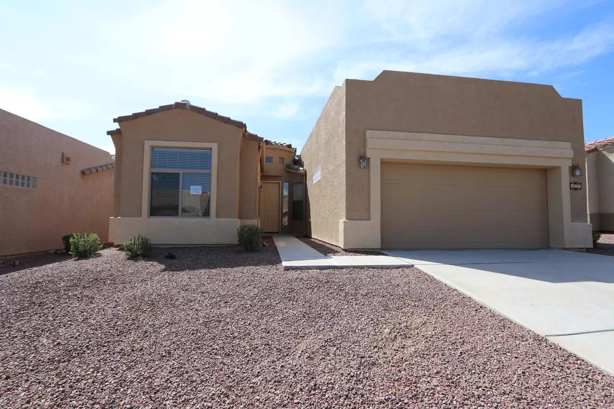 Green Valley, AZ 85614,679 W Shadow Wood Street