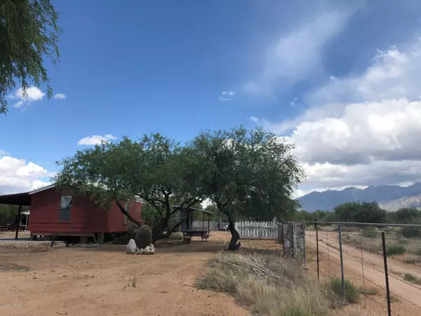 Amado, AZ 85645,27011 S Canoa Road