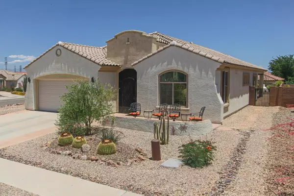 780 W Camino Del Rosal, Sahuarita, AZ 85629