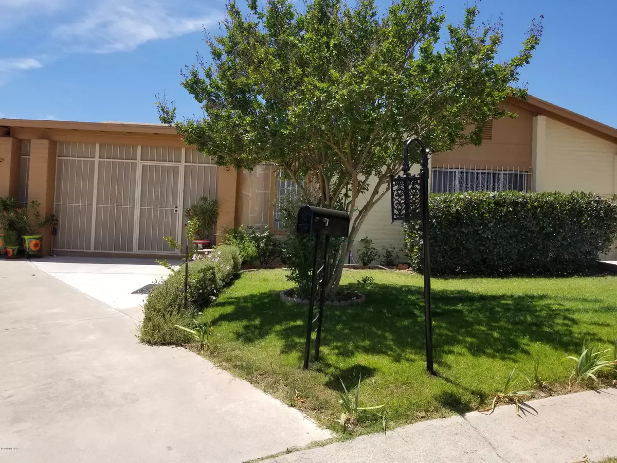 Nogales, AZ 85621,640 N Capins Circle