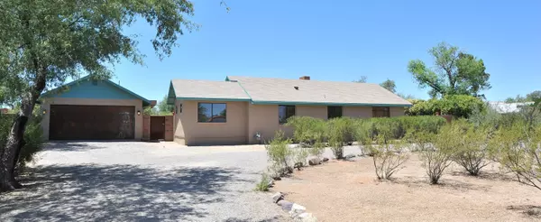 2326 E Lind Road, Tucson, AZ 85719