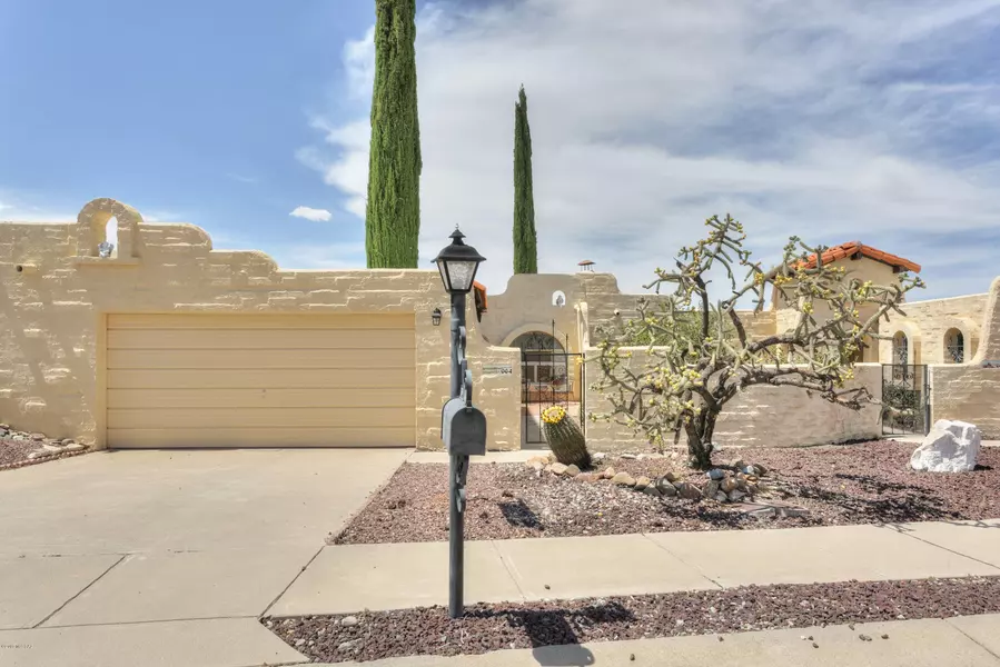 664 W Placita Nueva, Green Valley, AZ 85614