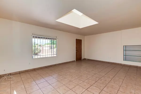 Tucson, AZ 85713,3134 E 24th Street