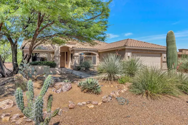 1103 N Laurel Glen Drive, Green Valley, AZ 85614