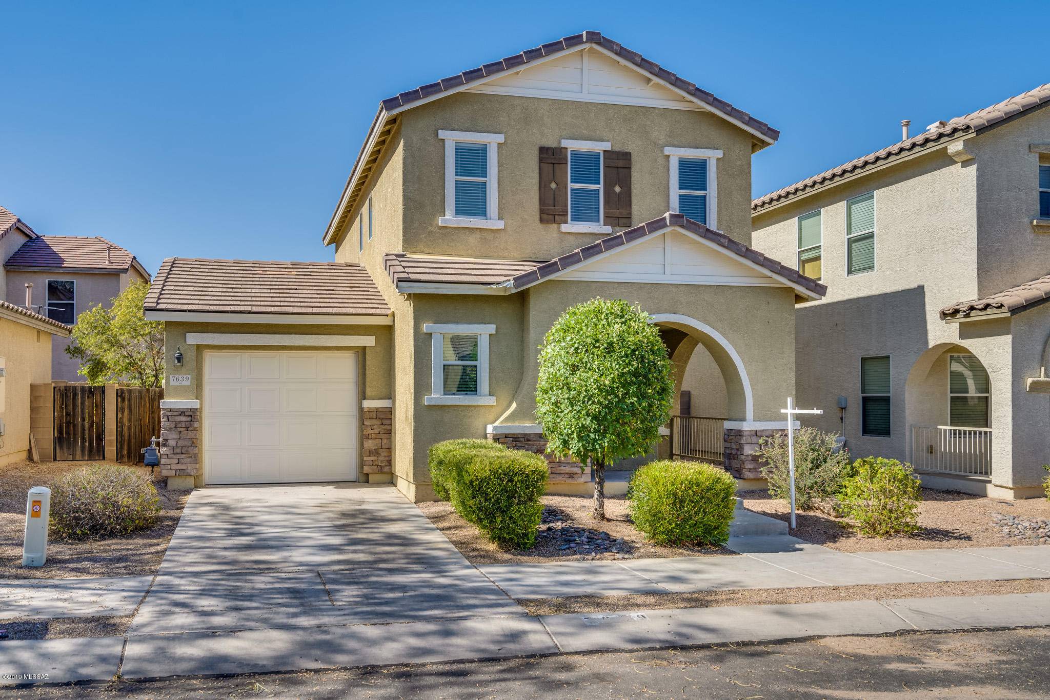 7639 E Valley Overlook Drive, Tucson, AZ 85710