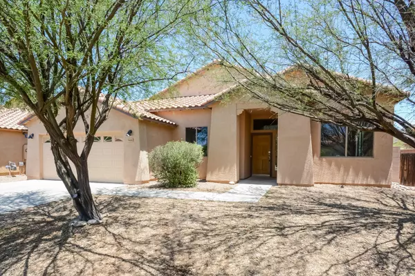 5600 W Crystal Rain Place, Tucson, AZ 85735