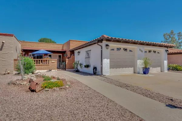 218 E Paseo Churea, Green Valley, AZ 85614