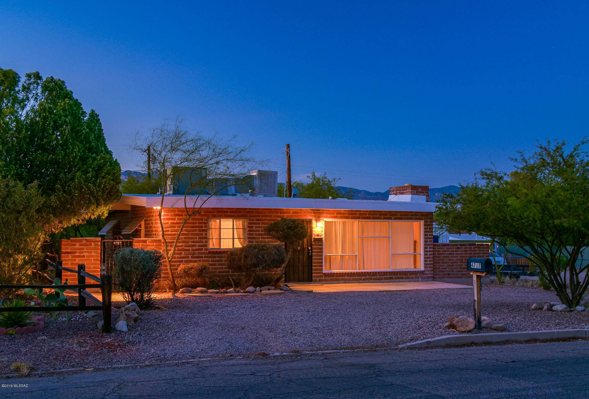 4787 E 3Rd Street, Tucson, AZ 85711