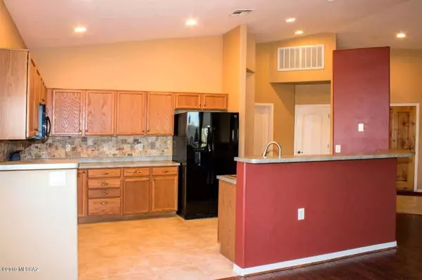 Green Valley, AZ 85614,2289 S Via Massari