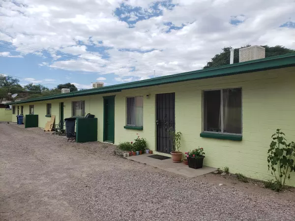 526 N Calle Ramada, Nogales, AZ 85621