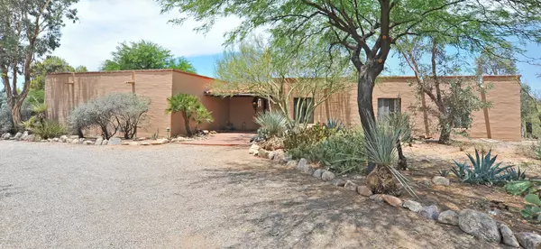 5251 N Via Condesa, Tucson, AZ 85718