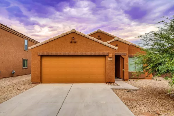 338 S J Niles Puckett Avenue, Vail, AZ 85641