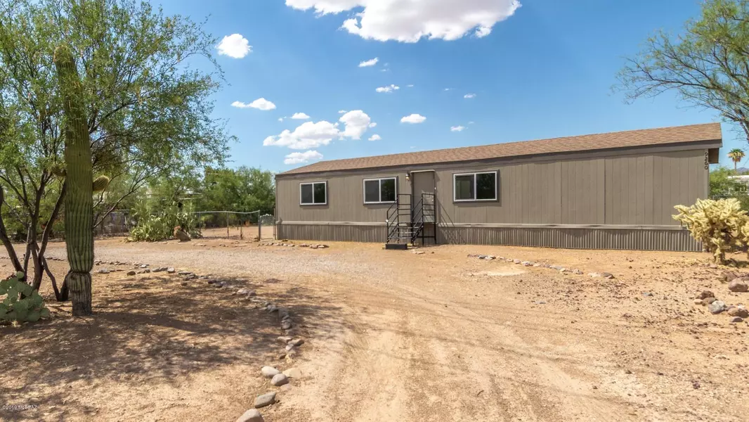 9260 W Bopp Road, Tucson, AZ 85735