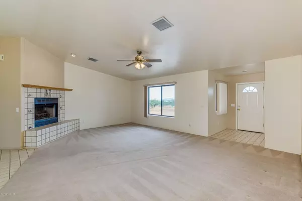 Benson, AZ 85602,3263 W Mogollon Place