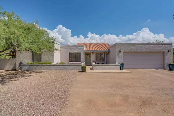 9675 E Elm Tree Circle, Tucson, AZ 85749