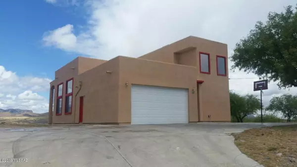 646 Camino Kansas, Rio Rico, AZ 85648