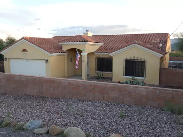 1762 Calle Barbadas, Rio Rico, AZ 85648