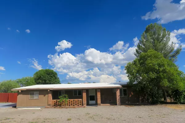 393 Placita Baca, Rio Rico, AZ 85648