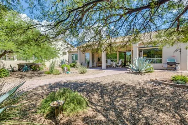 Oro Valley, AZ 85755,13125 N Woodburne Avenue