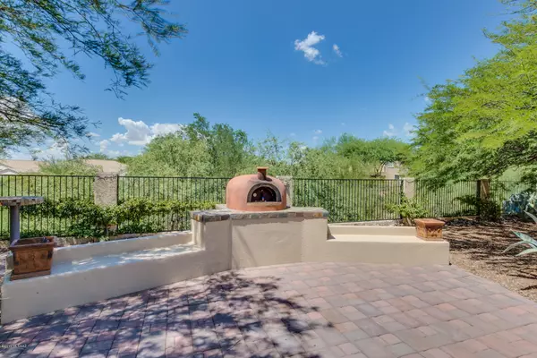 Oro Valley, AZ 85755,13125 N Woodburne Avenue