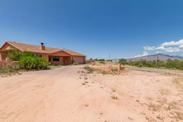 Benson, AZ 85602,632 S Cochise Lane