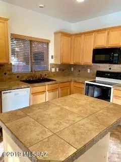 Tucson, AZ 85749,9675 E Coolwater Court