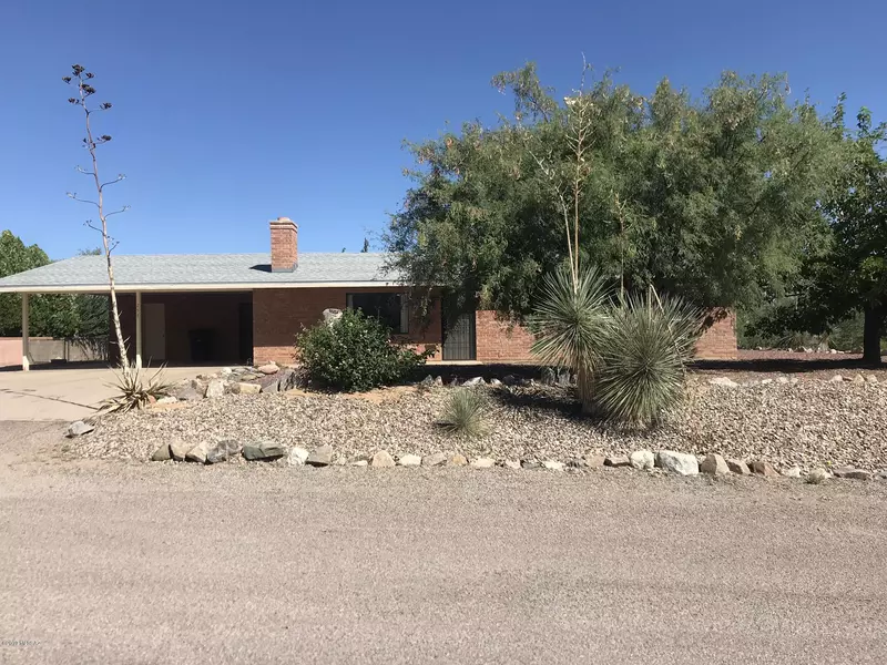 254 W La Cuesta Drive, Benson, AZ 85602